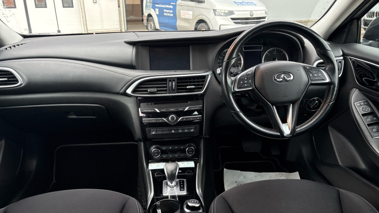 Infiniti Qx30 2.2d Premium 5dr DCT Diesel Estate
